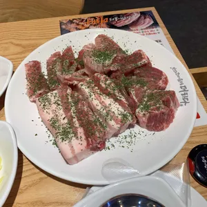 맛있는고기에솜씨를더하다 사진