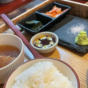 흥도식당 리뷰 사진