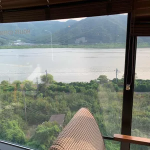 할리스 리뷰 사진