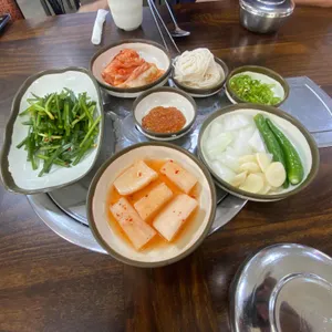 장수돼지국밥 사진
