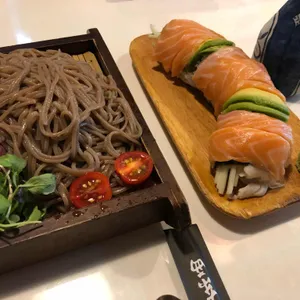 롤인익선 리뷰 사진