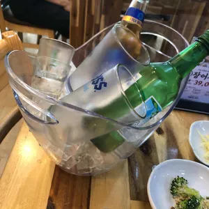 섬진강민물장어 사진