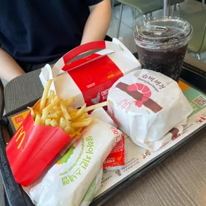 맥도날드 사진