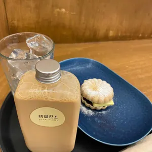 책발전소 사진