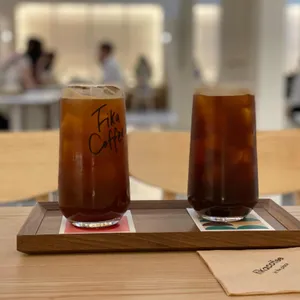 피카커피 인더플레이스 리뷰 사진