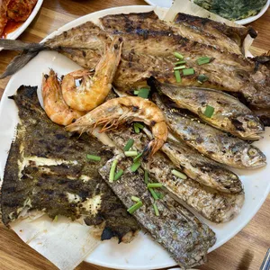 인촌 사진