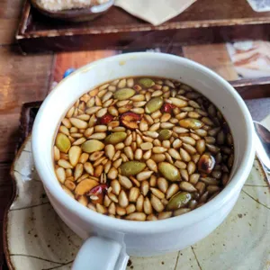 카페 수요일 사진