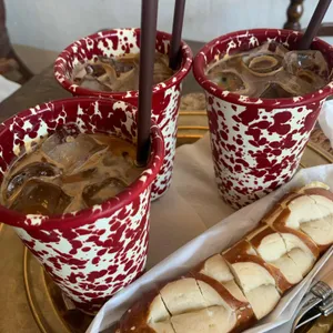 카멜 리뷰 사진