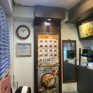 네네치킨 앤 봉구스밥버거 리뷰 사진