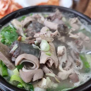 장수순대국밥 사진
