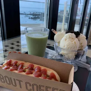 에이바우트 커피뷰 사진