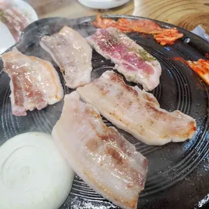 장터삼겹살 사진