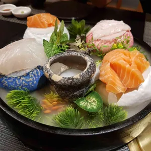 경복궁 블랙 사진