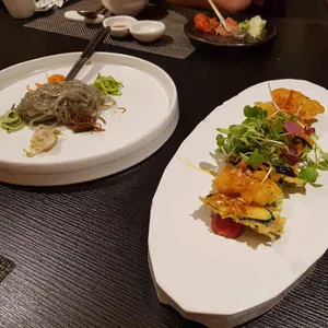 경복궁 블랙 사진