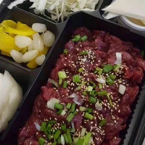육회말연어 사진