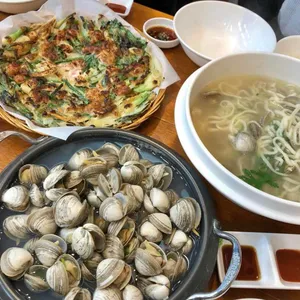 동동칼국수 사진
