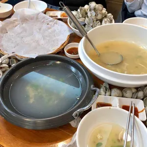 동동칼국수 사진