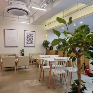 로스터디오 리뷰 사진