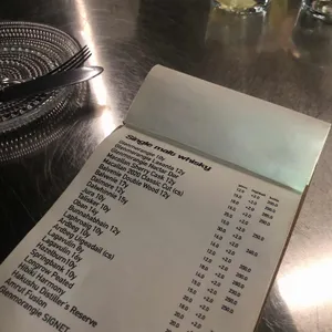 바스터드 리뷰 사진