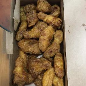 교촌치킨 사진
