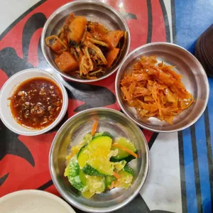 다람쥐할머니 사진