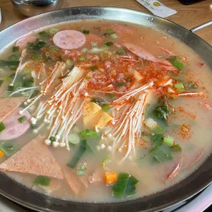 놀부부대찌개 사진