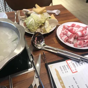 애정훠궈 사진