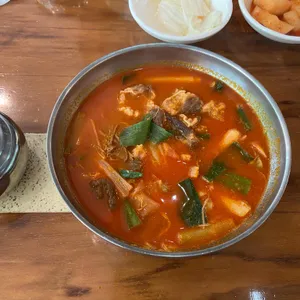 이화수 전통육개장 사진