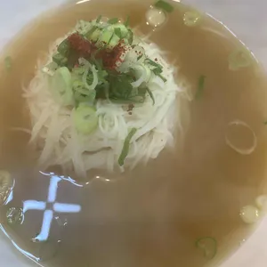 유정집 사진