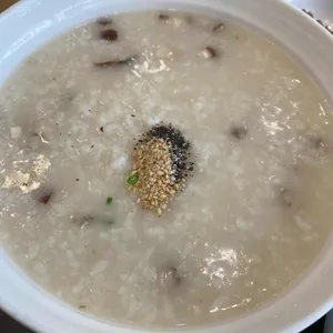 본죽 사진