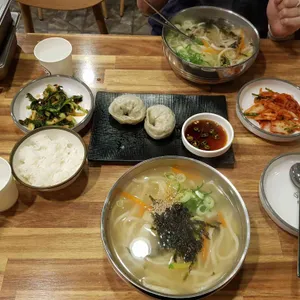 부평칼국수 사진