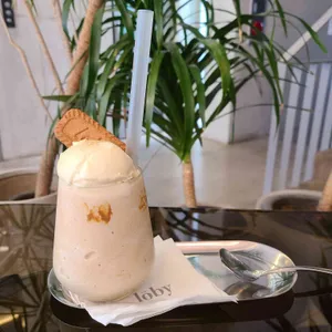 카페 로비 사진