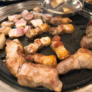 육성급 사진