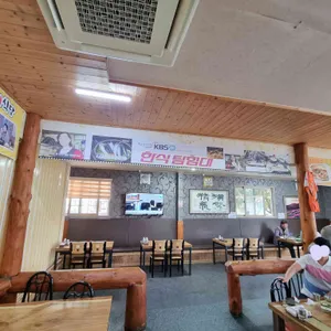 앞뱅디식당 리뷰 사진