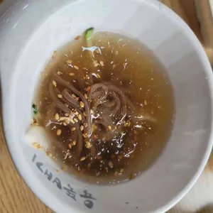 육뚝빼기국밥막국수 사진