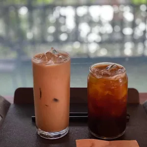 1004-11카페 사진