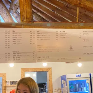 1004-11카페 리뷰 사진