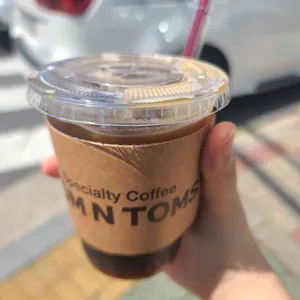 탐앤탐스 사진