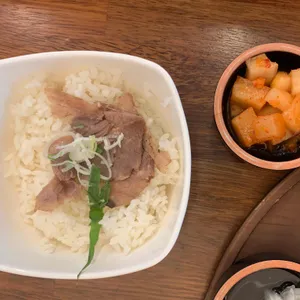 온수반 리뷰 사진