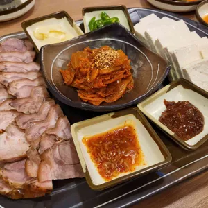 이조은할머니 손두부 사진