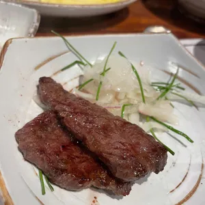 명인등심 사진