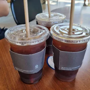 폴바셋 사진