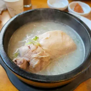 연화정삼계탕 사진