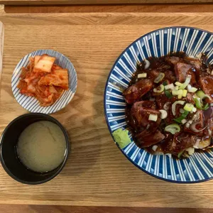 뎅뎅뎅 연어와 덮밥 사진
