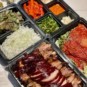 정성오향족발 사진