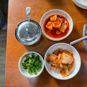 얼큰버섯만두전골 사진