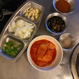 저팔계콧구멍 사진