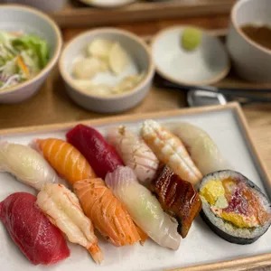 스시라구 사진