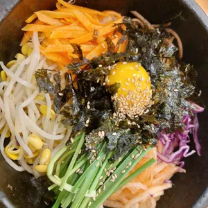 육쌈냉면 사진