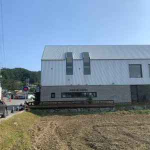 카페 비일상 리뷰 사진